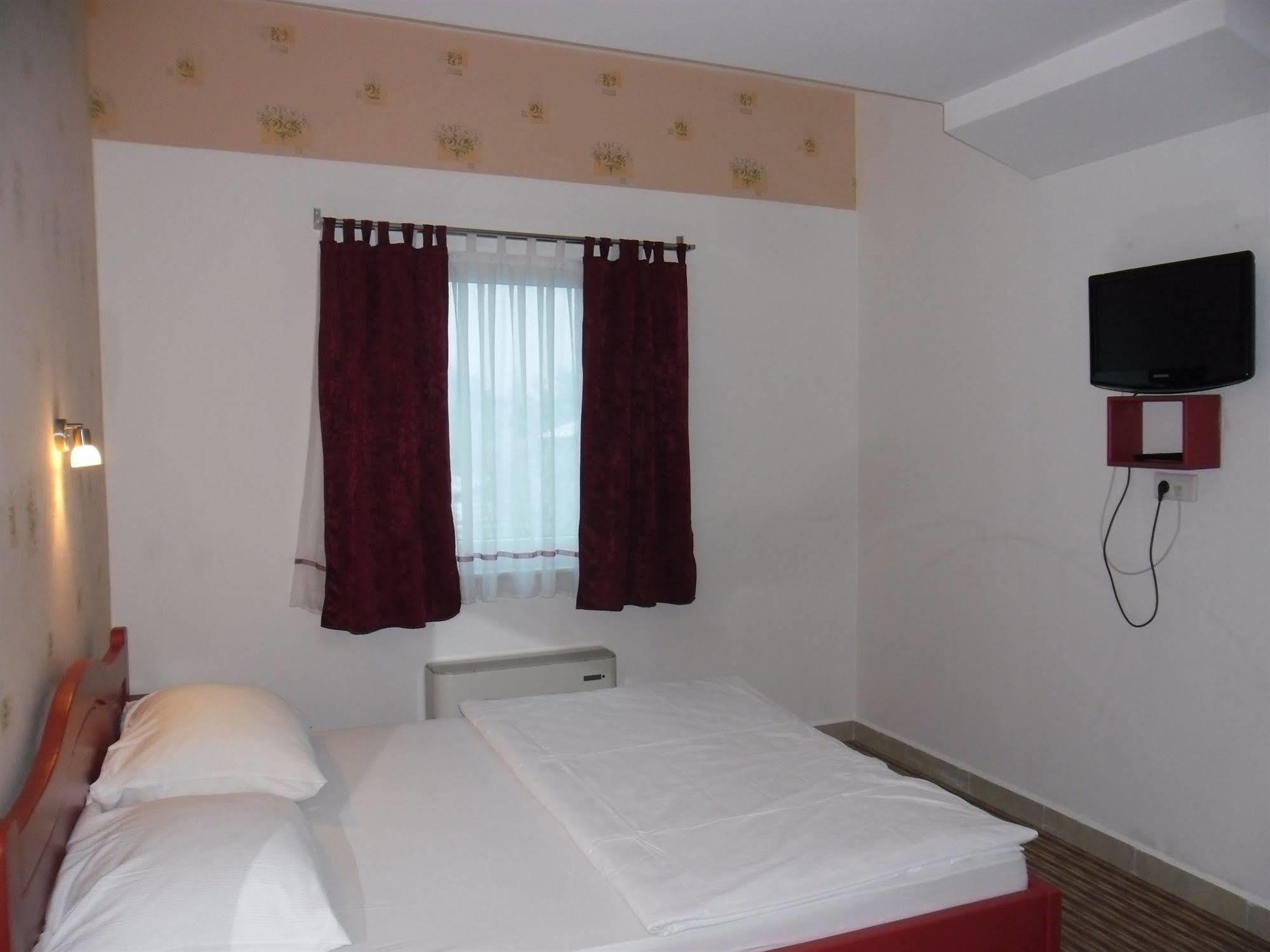 Hotel Bm International SJJ Exteriér fotografie